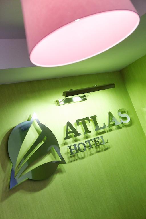 Atlas Hotel Irkutsk Exterior foto